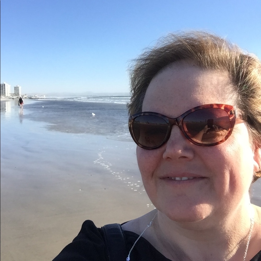 Meet your Posher, Denise